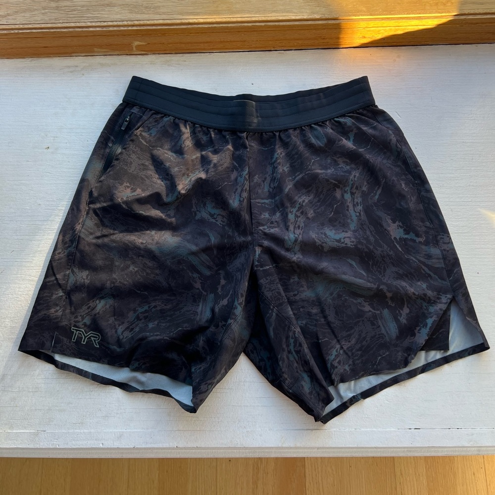 TYR Unbroken shorts